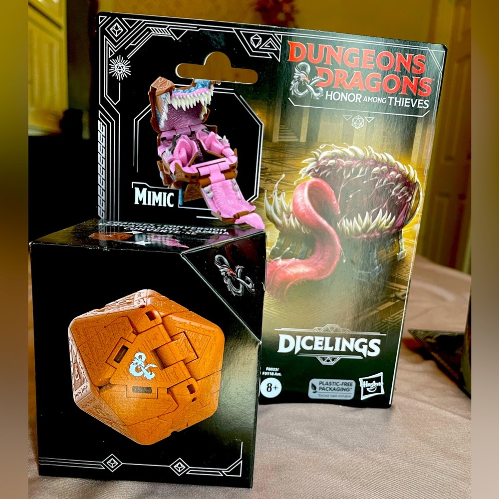 Dungeon & Dragons Transformer Diceling - MIMIC
